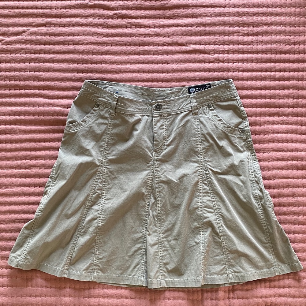 NWOT, Kuhl Traveler Outdoor Skirt, Size 10, Olive